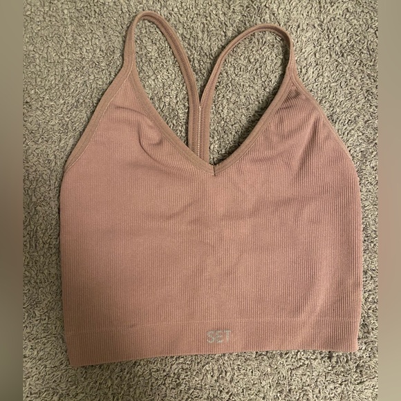 SET ACTIVE Sculptflex Ribbed V Bra in Mauve - Picture 4 of 6